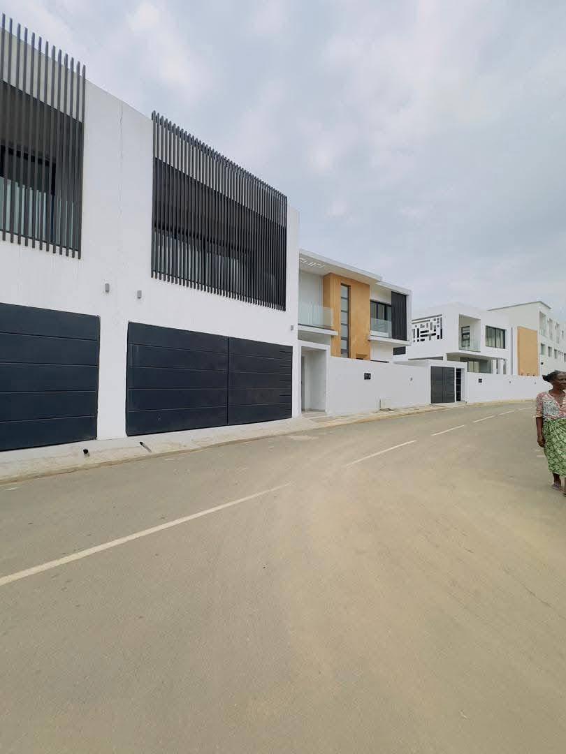 entry image